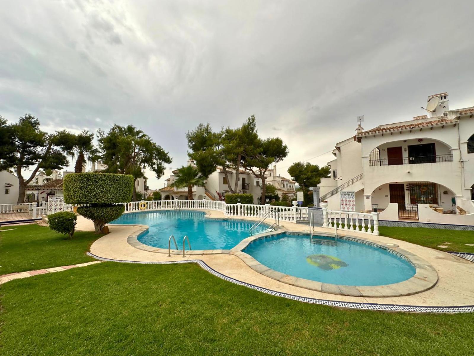 Ancora 4 En Urbanizacion Con Piscina Casa de vacances Torrevieja